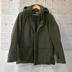 UNIQLO ハイブリッドダウンパーカー　カーキ