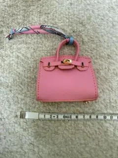 ピンク ミニバッグ型チャーム スカーフ付き