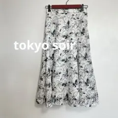 トーキョーソワール　 花柄レーシーロングスカート　モノトーン　Mのサムネイル