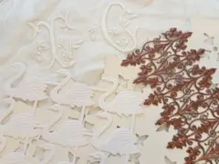 最新ドイツ《 エンボスペーパー 》ホワイトスワンとブラウン柱装飾　ジャーナル素材