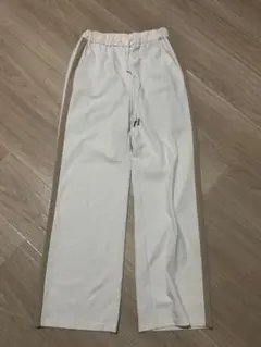 ホワイトウエストゴムパンツ
