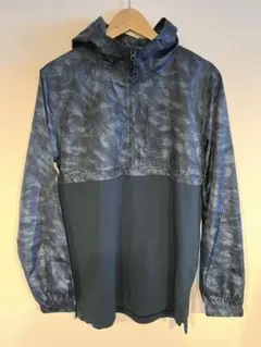 UNDER ARMOUR ウィンドブレーカー カモフラ柄 LGのサムネイル