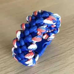 パラコード編み ブレスレット（内周約14.5cm 、幅約3cm）