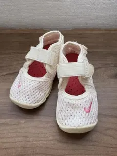 ナイキ エアリフト 2 キッズ　リトルリフト 12センチ　ホワイト　ピンク