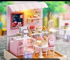 Item thumbnail for item 4f4cb595-8ec9-4633-b8fc-fa2e045289d2