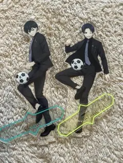 ブルーロック　スーツ　アクリルスタンド　糸師凛　潔世一