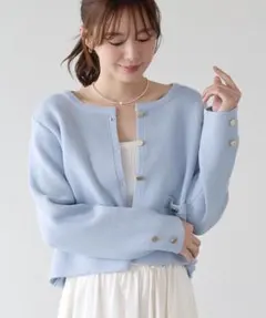 BLUEEAST 金ボタンノーカラーニットジャケットのサムネイル