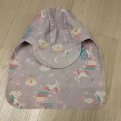 ユニコーン柄スイムキャップ　日焼け予防のツバと垂れ付き