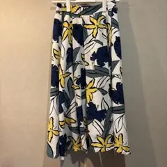 titivateフラワープリント フレアスカート