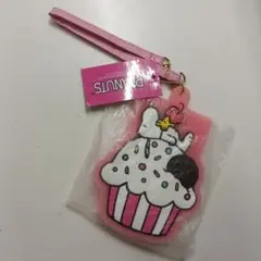 【新品タグ付き】PEANUTS スヌーピー カップケーキ パスケース