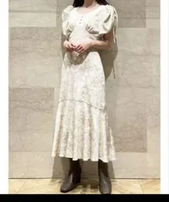 スナイデル　SNIDEL バリエプリントワンピース