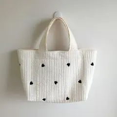 完成品✱B級品✱ヌビバッグМサイズ✱生成り×ハート刺繍✱ハンドメイド