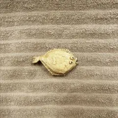 木彫りカレイ　魚　アート　鰈