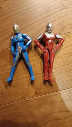 超動ウルトラマン　ウルトラマンコスモス（ルナモード）　ウルトラセブンのサムネイル