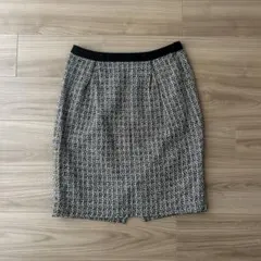 タイトスカート モノトーン ひざ丈 綺麗め フォーマル レーヨン混 綿