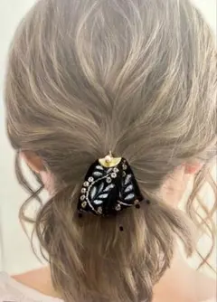 ハンドメイド　インド刺繍リボン　ヘアゴム（ベルベット•ブラック）
