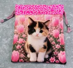 ハンドメイド　猫柄　巾着袋　ミケちゃんのサムネイル