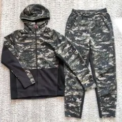 Reebok　スポーツウェア　ジャージ　セットアップ
