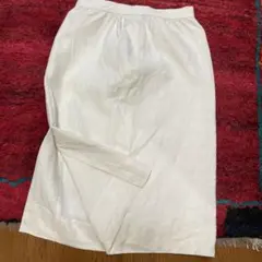 良好　ジバンシー麻100✨のサムネイル