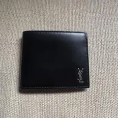 【早い者勝ち】Saint Laurent 財布 定価77,000万円のサムネイル