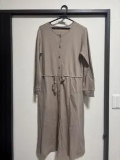 西松屋　マタニティパジャマ　前ボタン　ベージュ