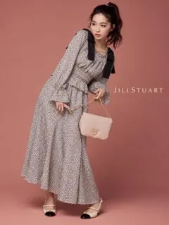 JILL STUART★　ワンピース　ハートプリントシャーリング　肩リボン　新品