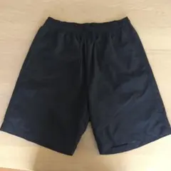 ジーユー　メンズ　半ズボン　Ｓサイズ　ショートパンツ　ブラック　夏服　子供服のサムネイル