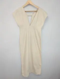 バブ アイボリー ワンピース バックオープン Sサイズ NO.822009