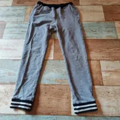 グレー ストライプパンツ ゴムウエスト
