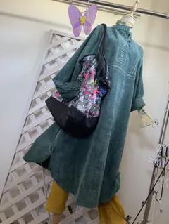 iS Scolar ベルベット調グリーンが春も爽やか　チャイナカラー風ワンピ