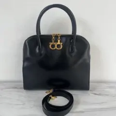 美品‼️ フェラガモダブル金具 ドーム型 2way ショルダー ハンドバッグ 