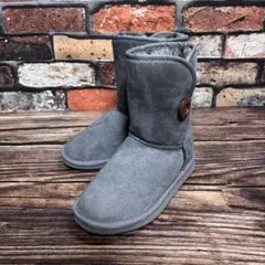 Item thumbnail for item d5058795-5757-4c33-8e14-cbce2f20b771