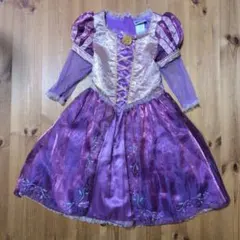 Sサイズ　ディズニー　ラプンツェル　ドレス　1点　難あり