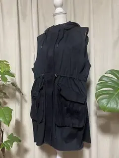 JEANASIS フード付き黒ベスト フリー　試着のみ