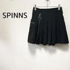 スピンズ プリーツスカート 黒系 バックゴム カジュアル ミニ丈 チェーン付