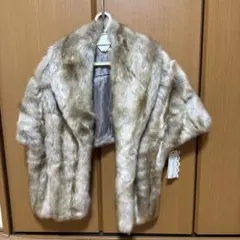H1 Nakamura Fur 銀座赤坂 ファー ポンチョ ケープ ホワイト - メルカリ