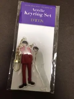 【メルカリ便】BTS DICON V アクリルキーリング テテ/V