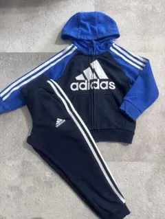 adidas フード付きセットアップ110cm