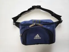アディダスのウエストバッグ