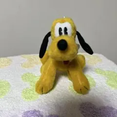 プルートぬいぐるみ(東京ディズニーランド)ポージング プルート