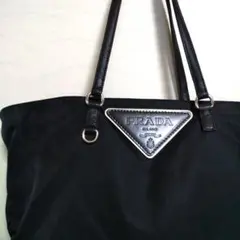 PRADA ブラック ナイロントートバッグ