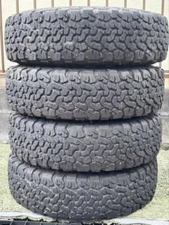 送料込 ミッキートンプソン DEEGAN38 タイヤ285/45R22 - メルカリ