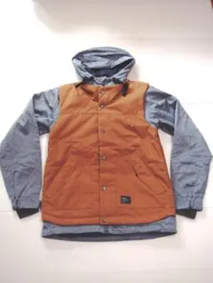 e32 ESTIVOエスティボ 撥水パーカー フーディー 2TONE PARKA 2025年最新】ESTIVO パーカーの人気アイテム - メルカリ