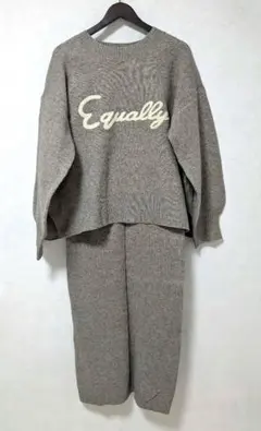 最終値下げセール✨新品✨チャオパニック　刺繍ニットSK　セットアップ