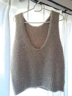 ラメニットベスト〈ゴールドベージュ〉