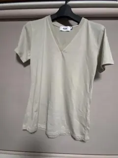 アズールバイマウジー　ベージュ Vネック Tシャツ Sサイズ