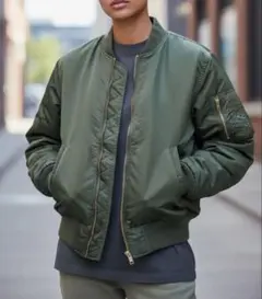 オリーブグリーン MA-1 フライトジャケット