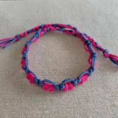 ミサンガ