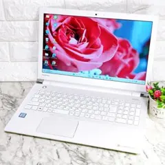 美品✨Windows11✨新品爆速SSD✨カメラ付薄型ノートパソコン白✨オフィス