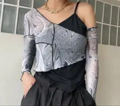 Dazy グラフィックプリント 長袖トップス